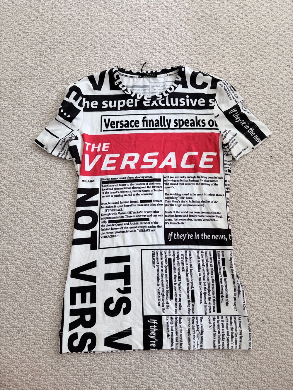 Versace SS19 “Finally Speaks Out” Newspaper-Print Longline T-Shirt IT 38
